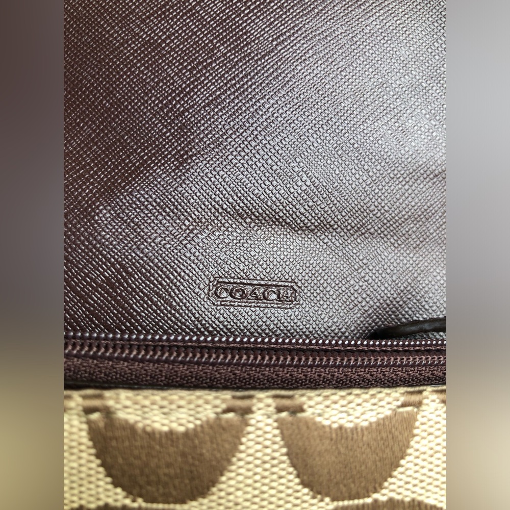 Coach Avery Signature Mini Signature canvas in khaki/brown Crossbody - Picture 12 of 15